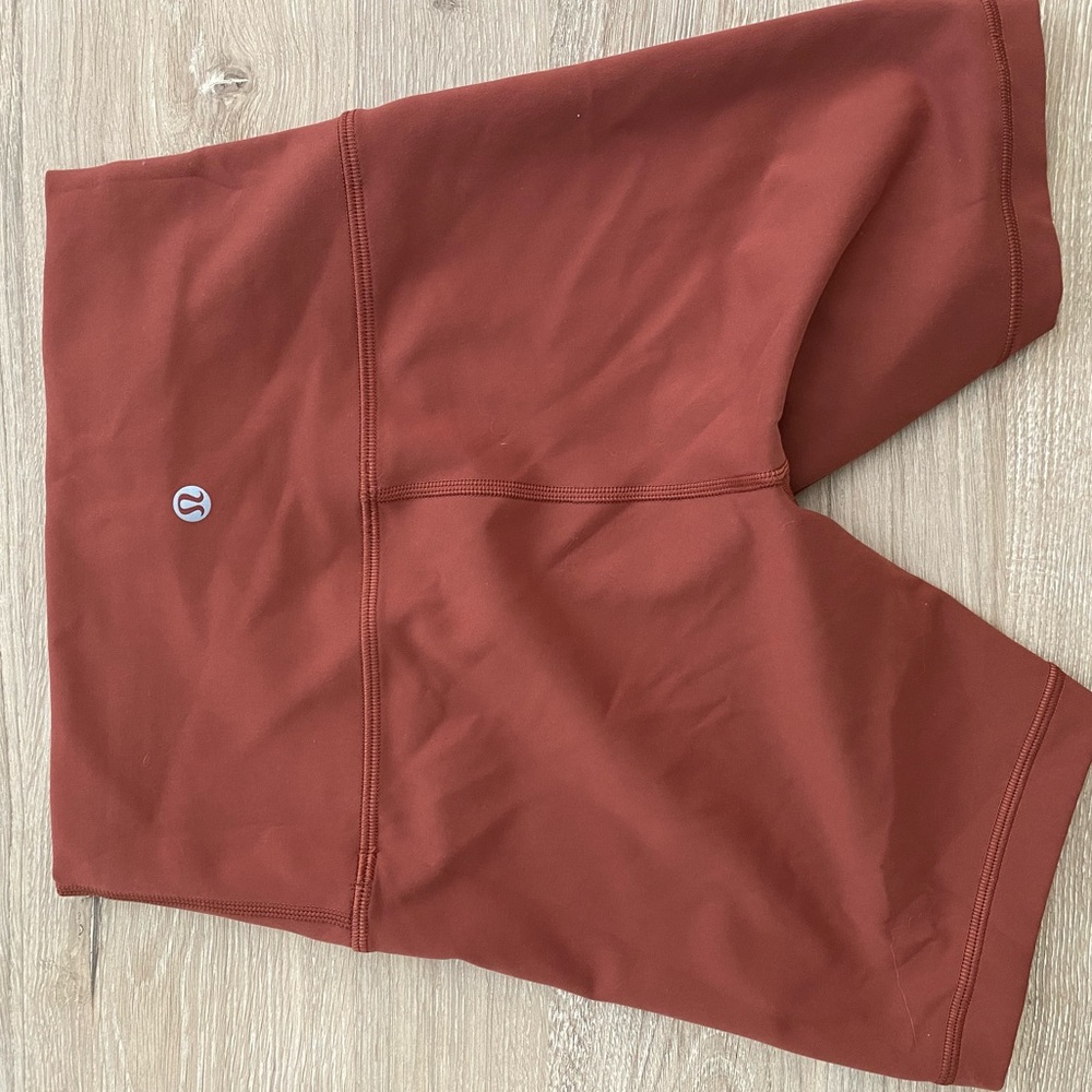 Lululemon wunder train shorts